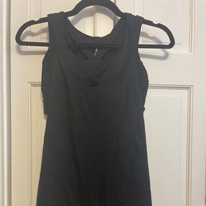 LuluLemon 2-n-1 workout Bra/Tanktop Size 4/6
